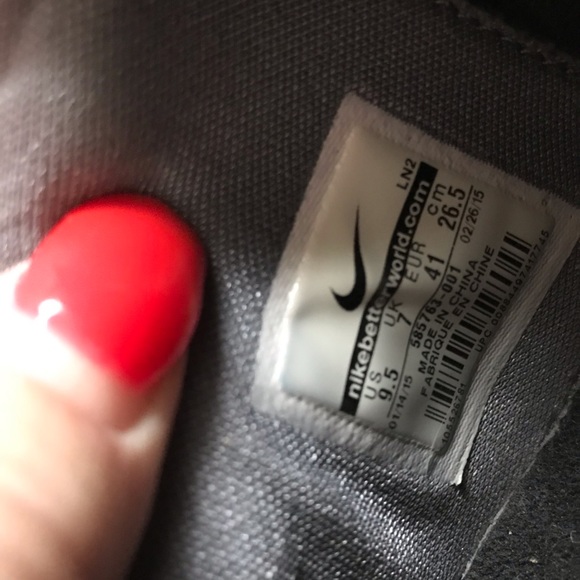 Nike flywire size 9.5 black - Picture 7 of 7